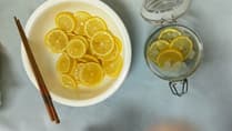 鋪檸檬和冰糖照片