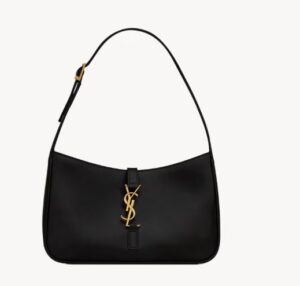 名牌手袋推介9. Saint Laurent (YSL) Le 5 à 7 Hobo